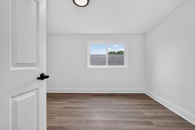 8717 S Bishop Street, Chicago, IL 60620