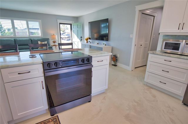 928 STEWART STREET, Englewood, FL 34223
