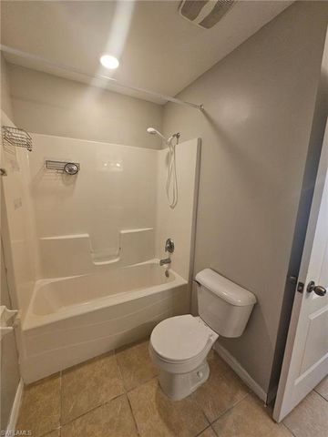 1156 NW 5th PL, Cape Coral, FL 33993