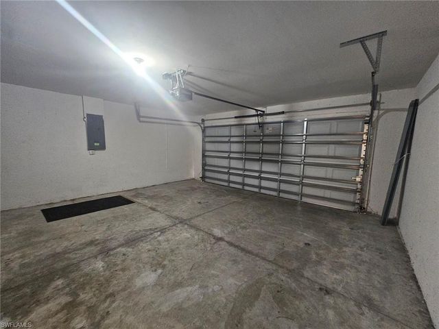 1156 NW 5th PL, Cape Coral, FL 33993