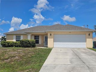 1156 NW 5th PL, Cape Coral, FL 33993