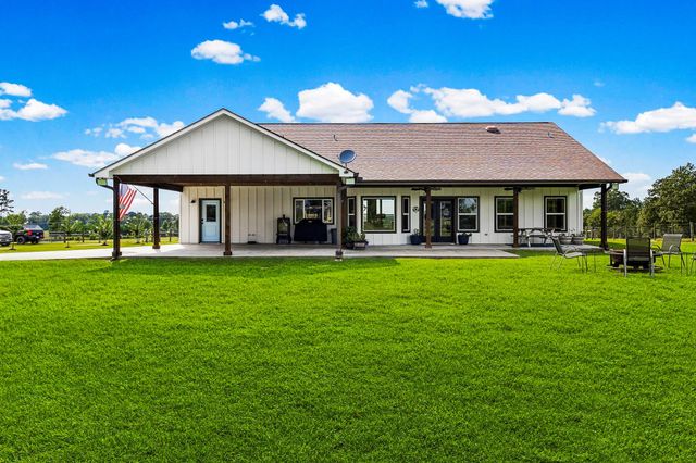 2682 Darden Road, Livingston, TX 77351
