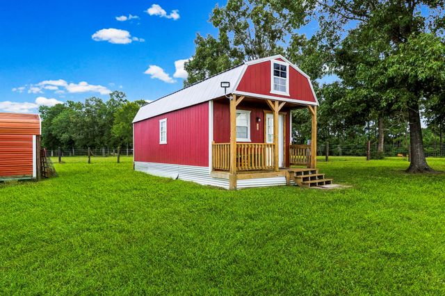 2682 Darden Road, Livingston, TX 77351