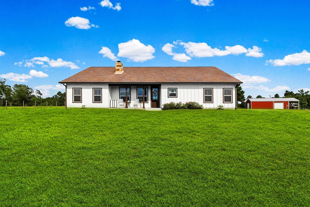 2682 Darden Road, Livingston, TX 77351