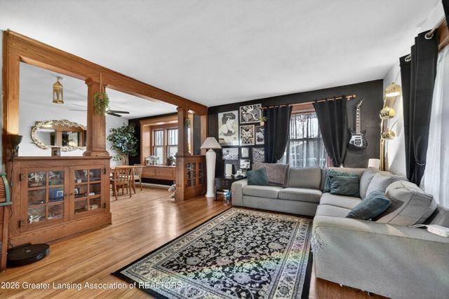 827 Cleveland Street, Lansing, MI 48906