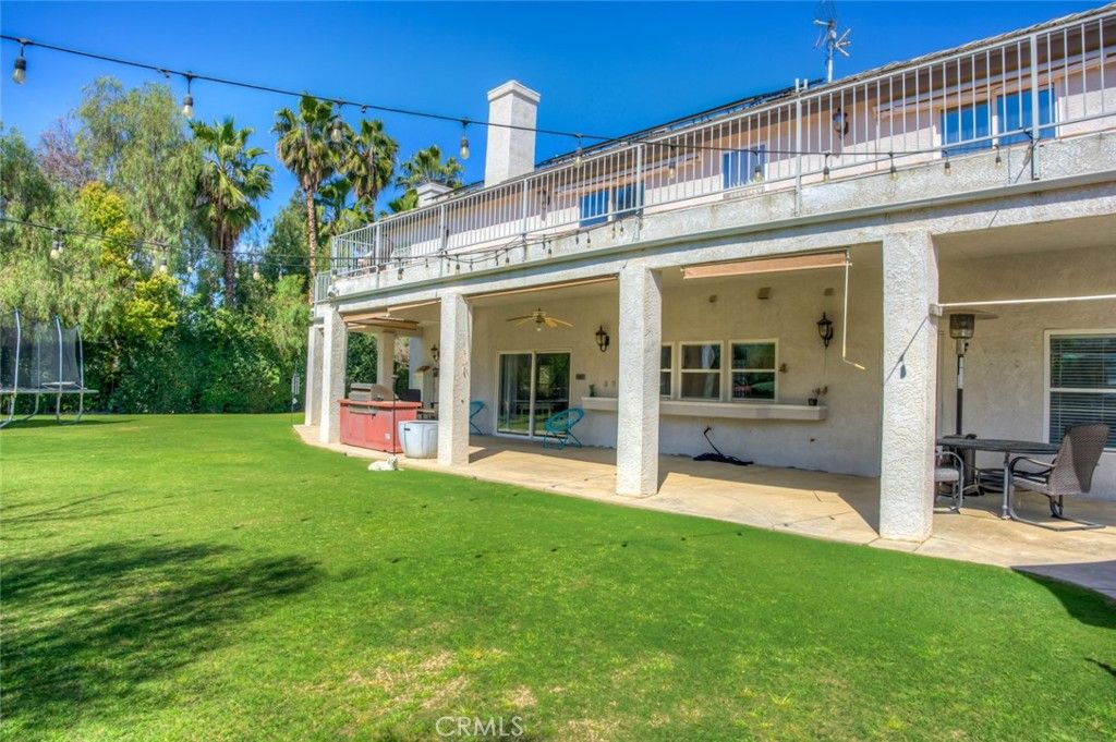 Image 17 of property listing at 6301 Canyon View Court, Bakersfield, CA 93306