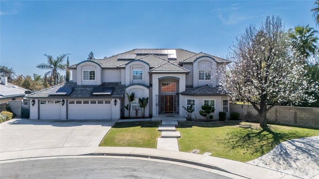 Image 30 of property listing at 6301 Canyon View Court, Bakersfield, CA 93306