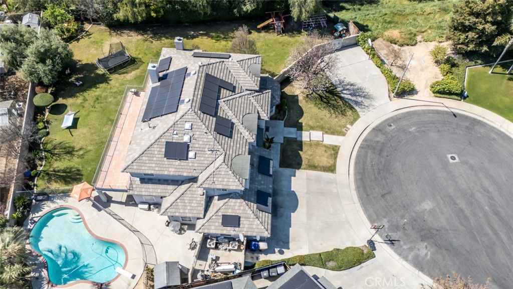 Image 36 of property listing at 6301 Canyon View Court, Bakersfield, CA 93306