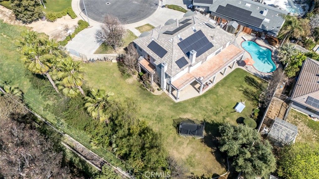 Image 41 of property listing at 6301 Canyon View Court, Bakersfield, CA 93306