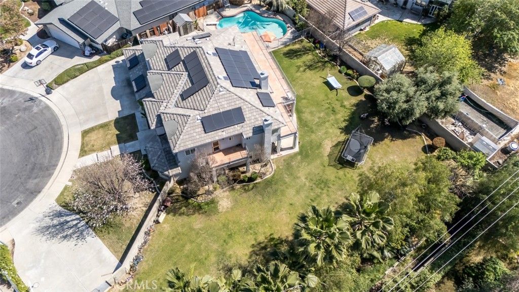 Image 43 of property listing at 6301 Canyon View Court, Bakersfield, CA 93306