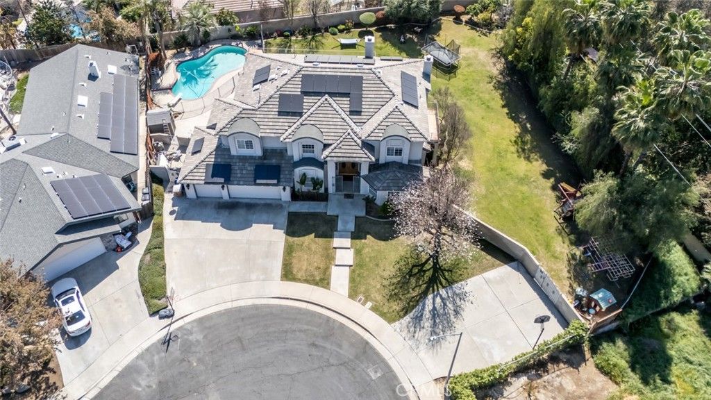 Image 46 of property listing at 6301 Canyon View Court, Bakersfield, CA 93306