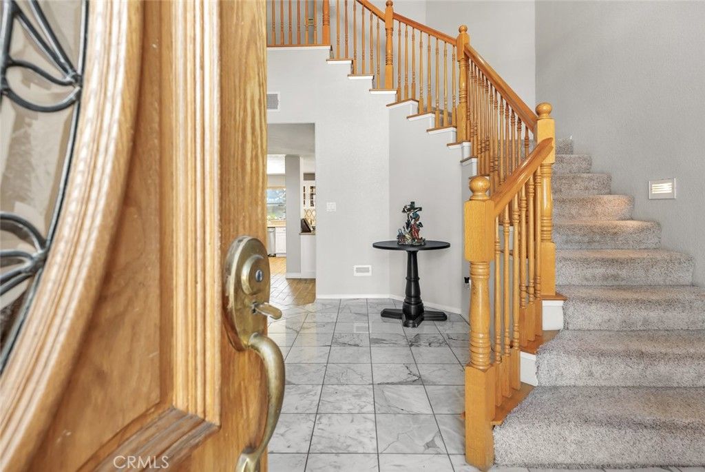 Image 47 of property listing at 6301 Canyon View Court, Bakersfield, CA 93306