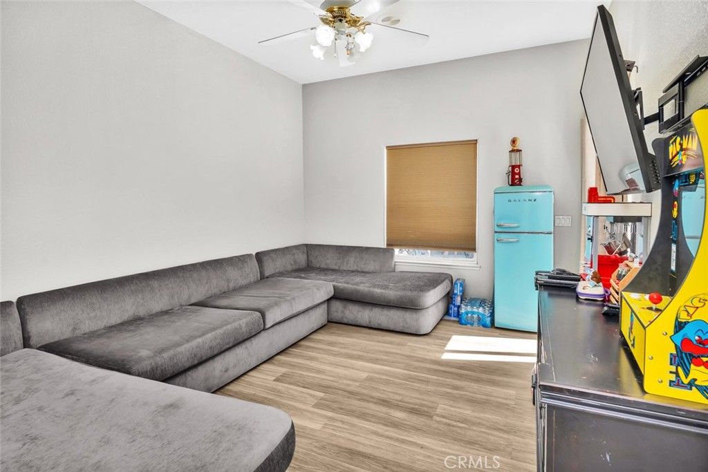 Image 64 of property listing at 6301 Canyon View Court, Bakersfield, CA 93306