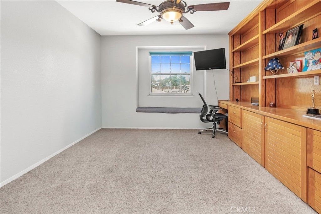 Image 71 of property listing at 6301 Canyon View Court, Bakersfield, CA 93306