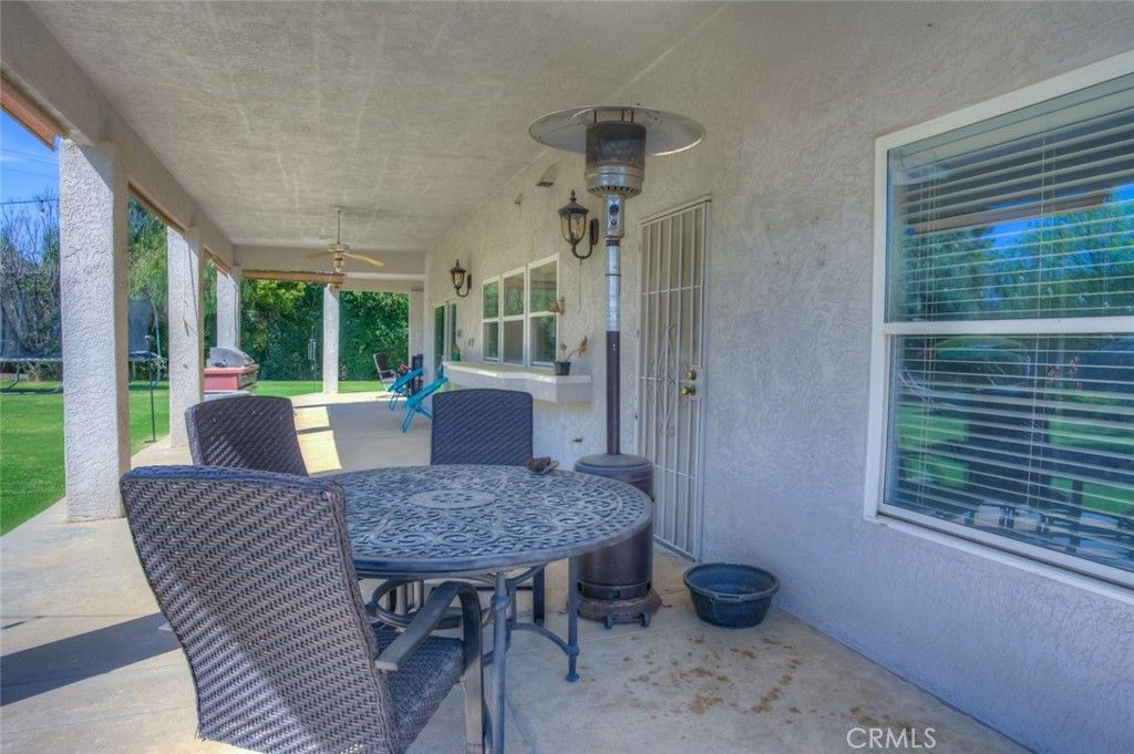 Image 9 of property listing at 6301 Canyon View Court, Bakersfield, CA 93306