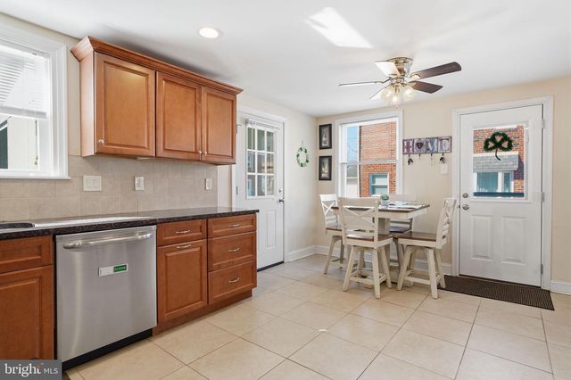 8605 ALICIA ST, Philadelphia, PA 19115