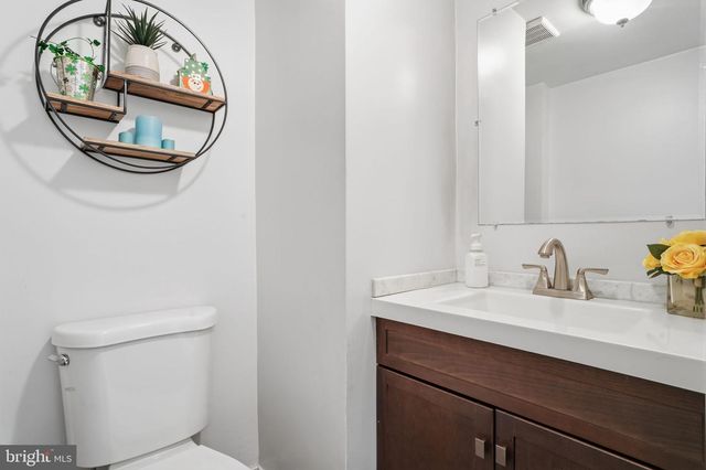 8605 ALICIA ST, Philadelphia, PA 19115