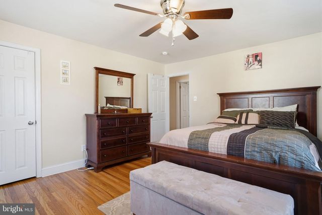 8605 ALICIA ST, Philadelphia, PA 19115