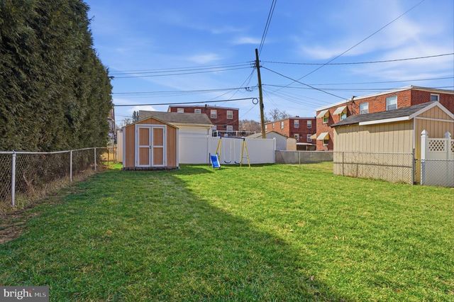 8605 ALICIA ST, Philadelphia, PA 19115