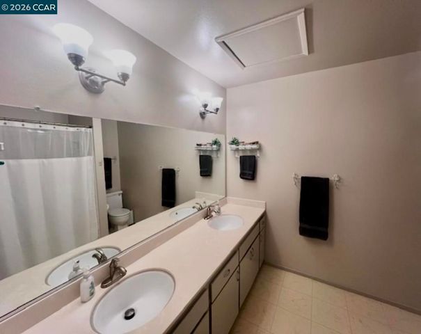 2129 Ascot Dr 15, Moraga, CA 94556