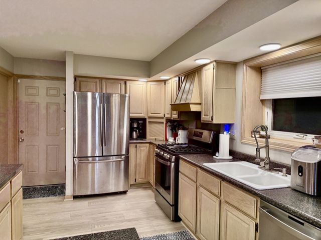 3 Deer Park Lane, Oglesby, IL 61348