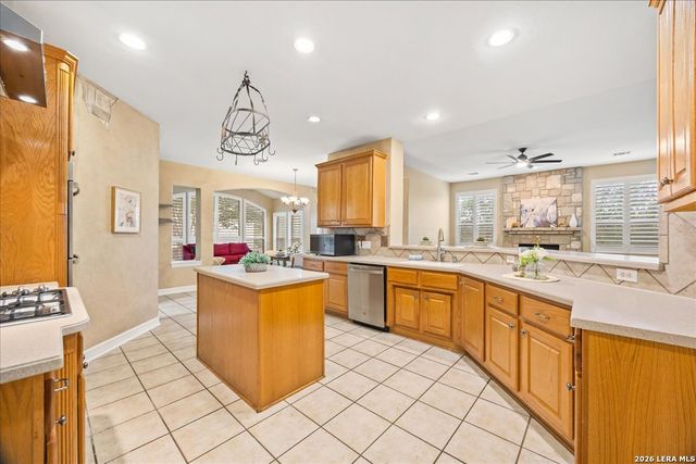 25706 Peregrine Rdg, San Antonio, TX 78260