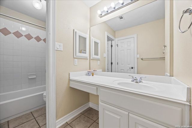 25706 Peregrine Rdg, San Antonio, TX 78260