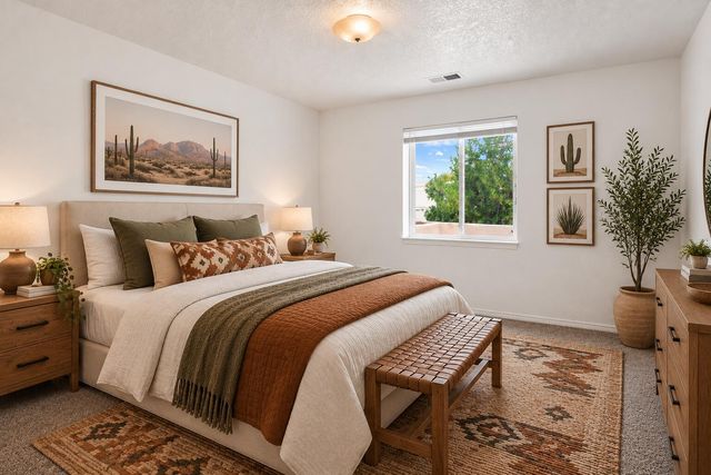 4731 Spanish Sun Avenue NE, Albuquerque, NM 87110