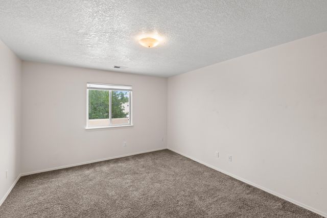 4731 Spanish Sun Avenue NE, Albuquerque, NM 87110