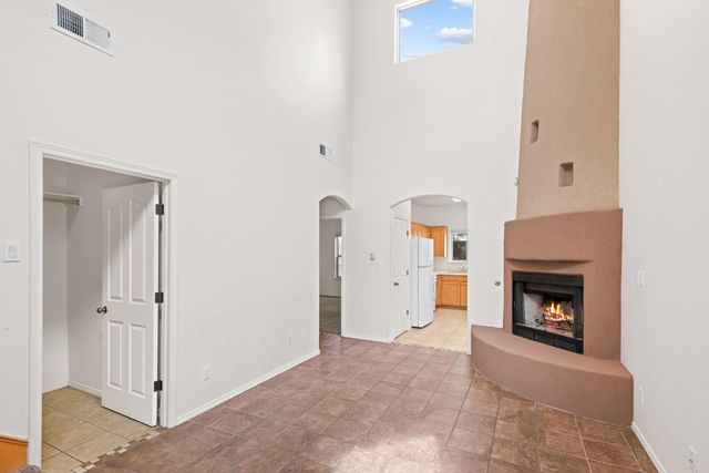 4731 Spanish Sun Avenue NE, Albuquerque, NM 87110
