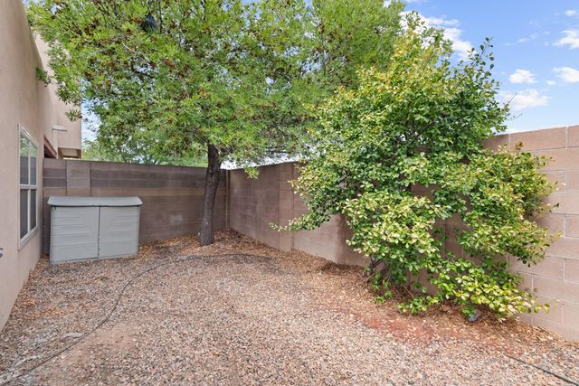 4731 Spanish Sun Avenue NE, Albuquerque, NM 87110