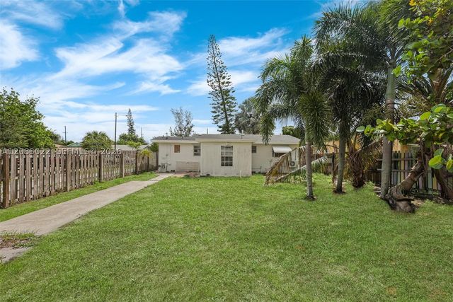 1103 S F St, Palm Beach, FL 33460