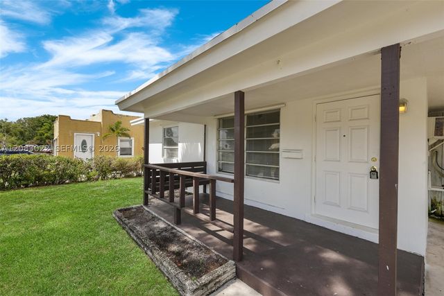 1103 S F St, Palm Beach, FL 33460