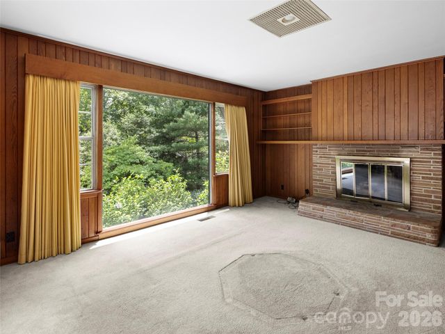 5 Normandy Road, Asheville, NC 28803