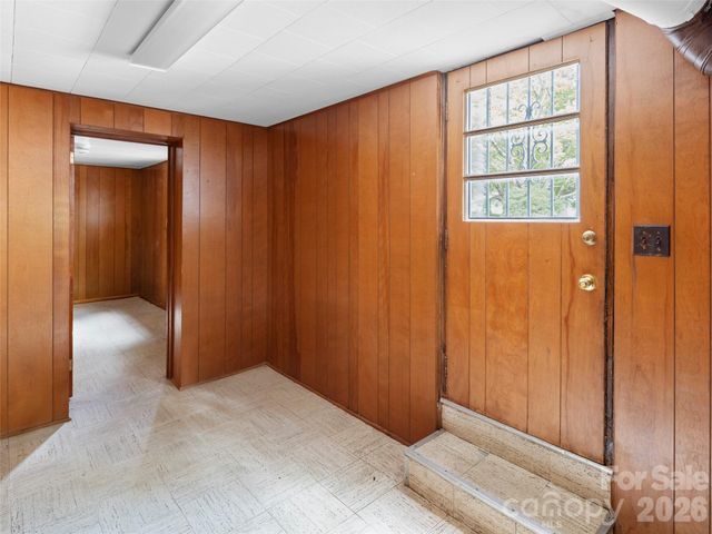 5 Normandy Road, Asheville, NC 28803