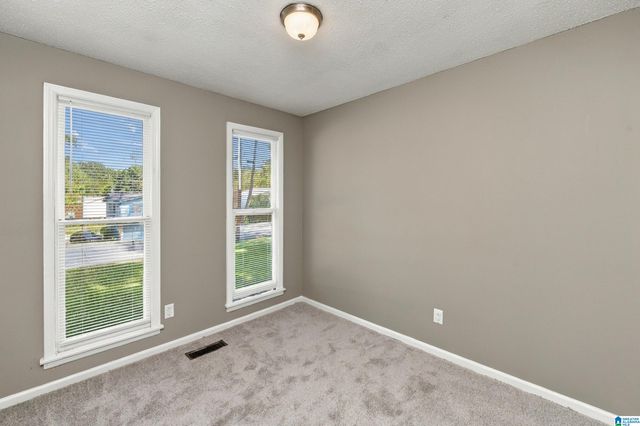 525 15TH COURT NW, Center Point, AL 35215