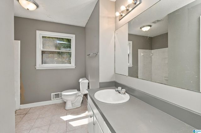 525 15TH COURT NW, Center Point, AL 35215