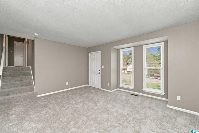 525 15TH COURT NW, Center Point, AL 35215