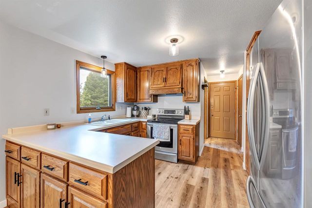 2141 DESCENDANT LANE, Green Bay, WI 54313