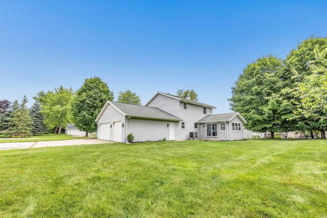 2141 DESCENDANT LANE, Green Bay, WI 54313