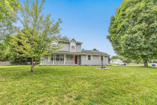 2141 DESCENDANT LANE, Green Bay, WI 54313