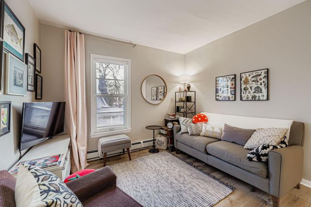 2821 E 26th Street, Minneapolis, MN 55406