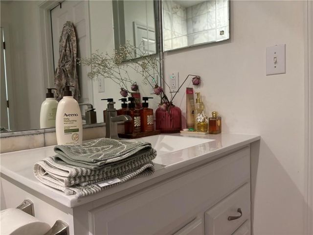 955 juniper Street NE 2129, Atlanta, GA 30309