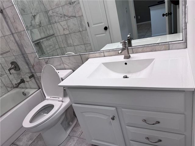 955 juniper Street NE 2129, Atlanta, GA 30309