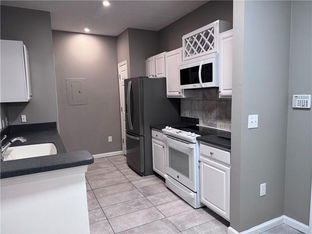 955 juniper Street NE 2129, Atlanta, GA 30309