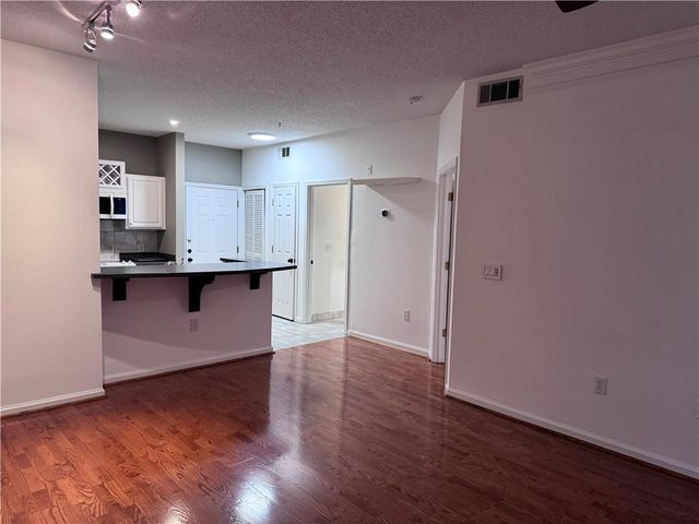 955 juniper Street NE 2129, Atlanta, GA 30309