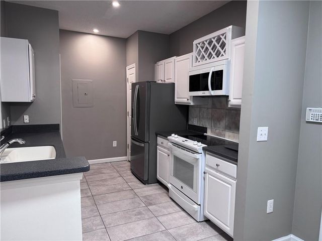 955 juniper Street NE 2129, Atlanta, GA 30309