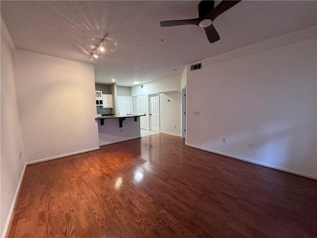 955 juniper Street NE 2129, Atlanta, GA 30309