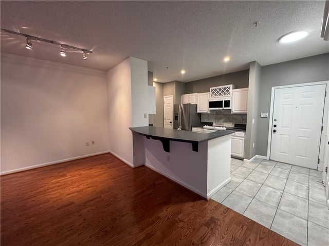 955 juniper Street NE 2129, Atlanta, GA 30309