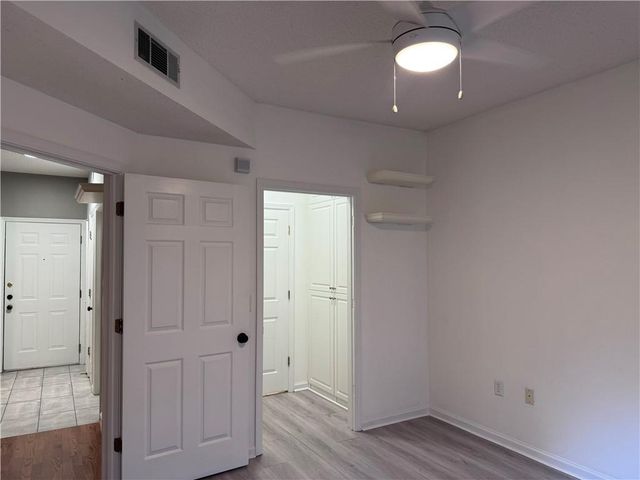 955 juniper Street NE 2129, Atlanta, GA 30309